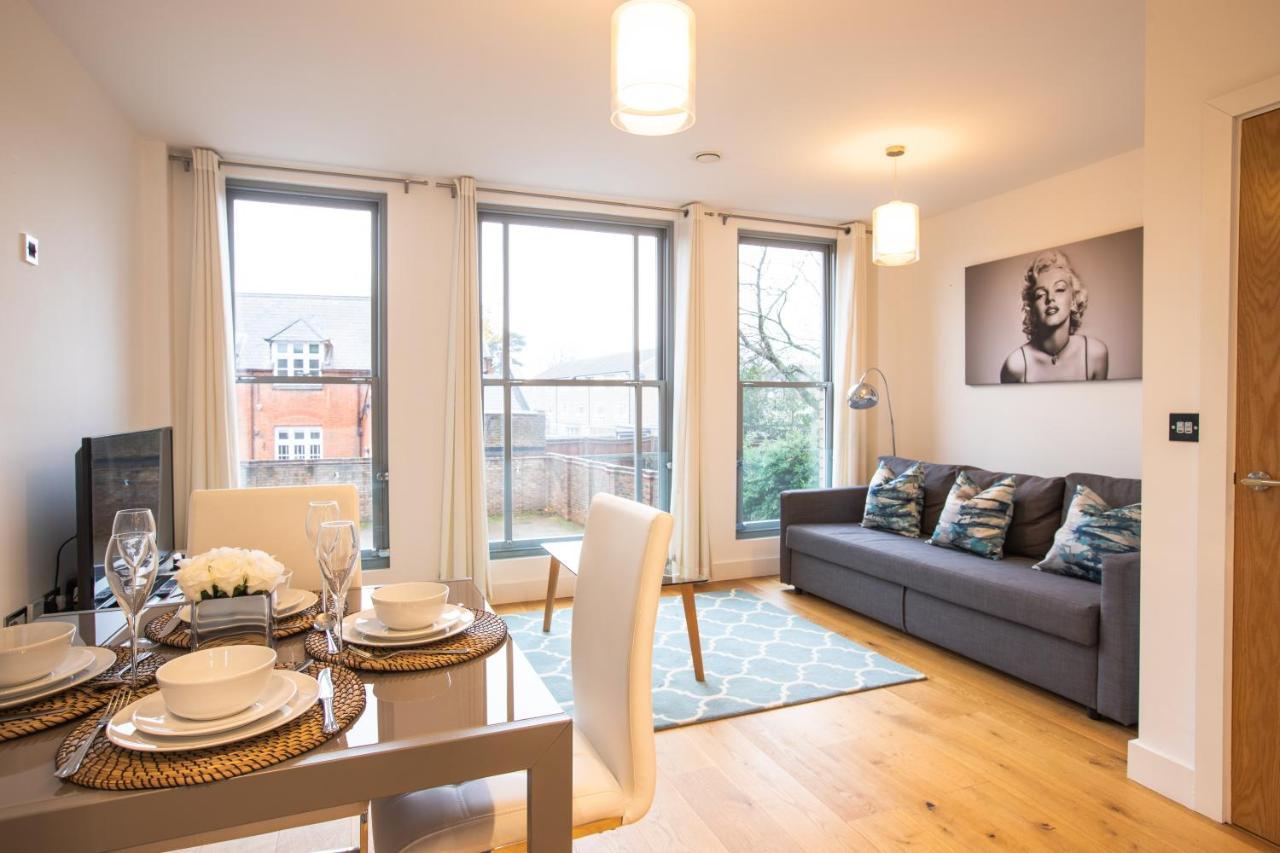 Urban Living'S ~ King Edward Luxury Apartments In The Heart Of Windsor Buitenkant foto