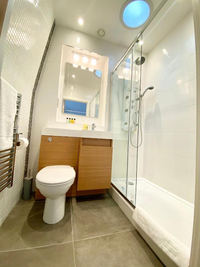 Urban Living'S ~ King Edward Luxury Apartments In The Heart Of Windsor Buitenkant foto