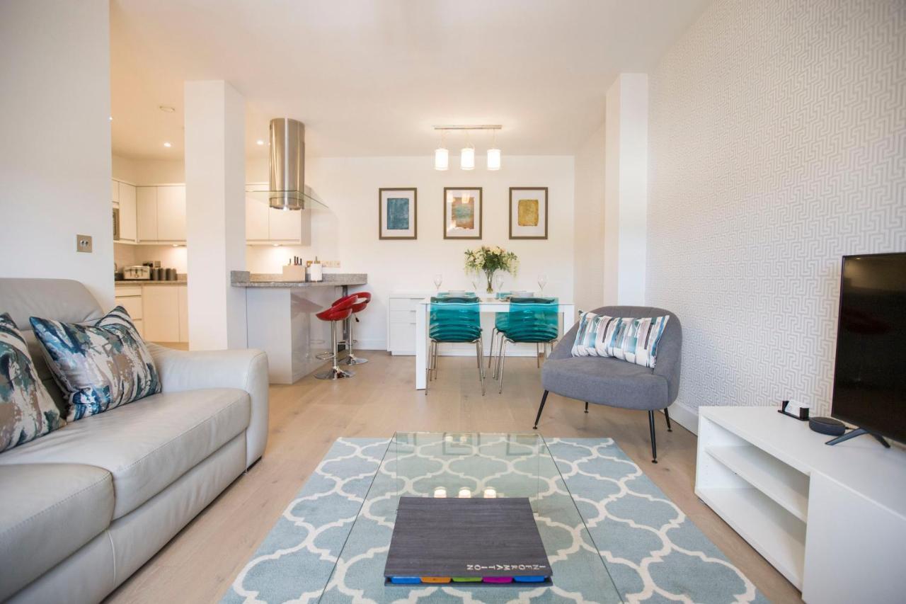 Urban Living'S ~ King Edward Luxury Apartments In The Heart Of Windsor Buitenkant foto