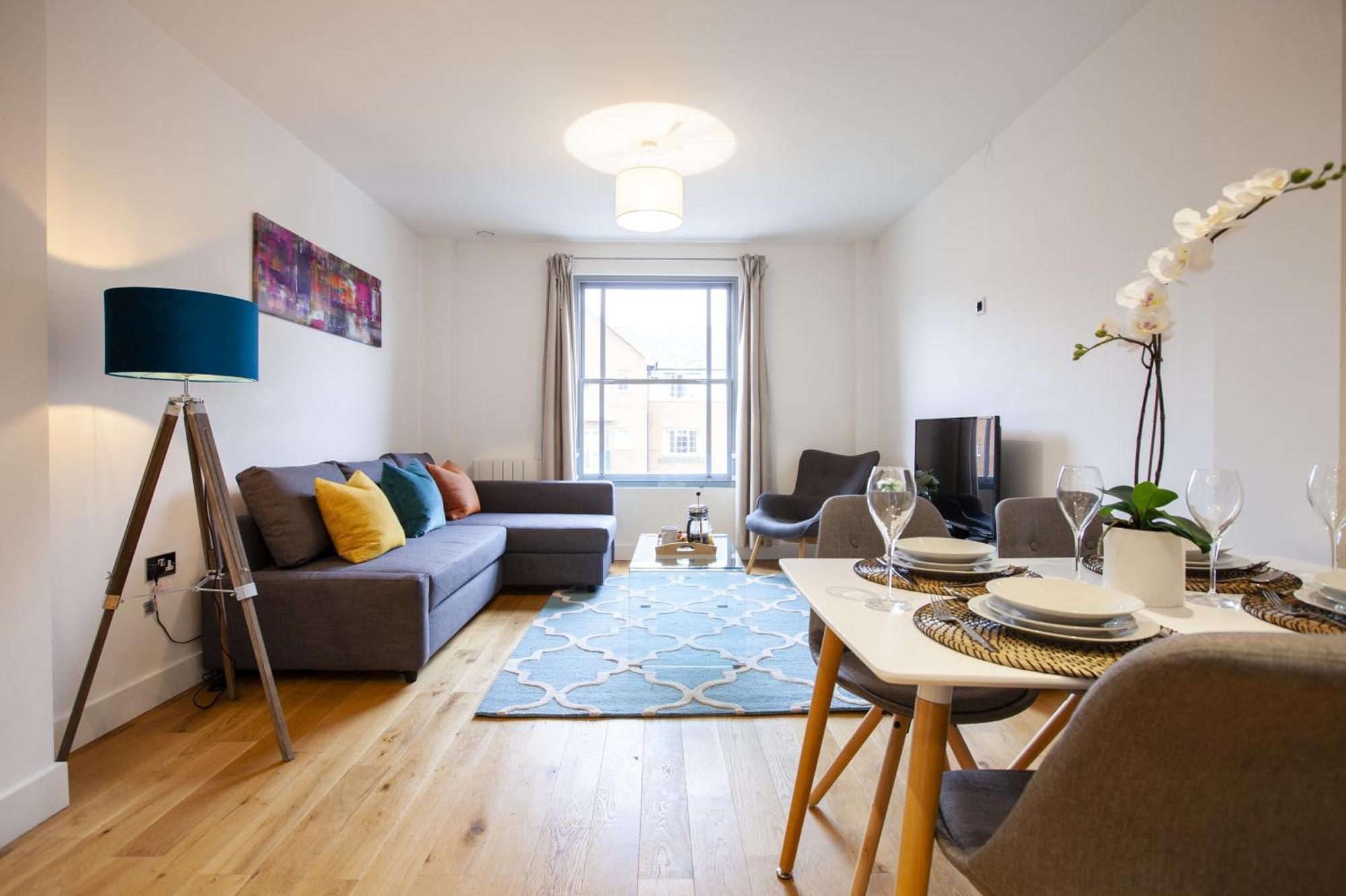 Urban Living'S ~ King Edward Luxury Apartments In The Heart Of Windsor Buitenkant foto
