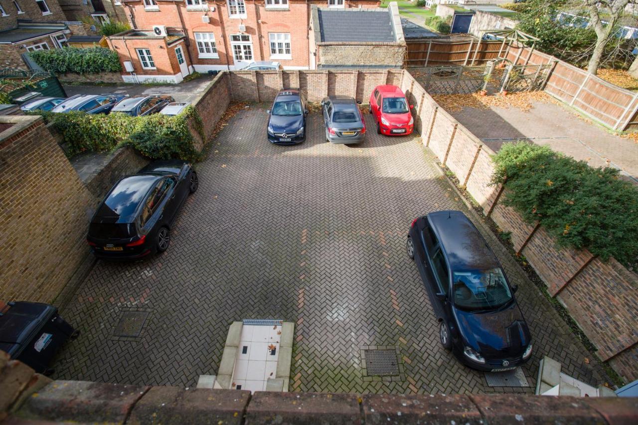 Urban Living'S ~ King Edward Luxury Apartments In The Heart Of Windsor Buitenkant foto
