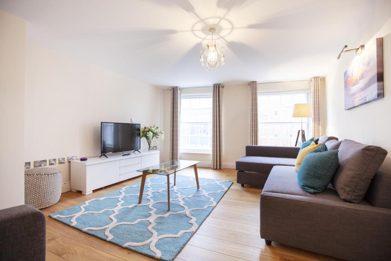 Urban Living'S ~ King Edward Luxury Apartments In The Heart Of Windsor Buitenkant foto